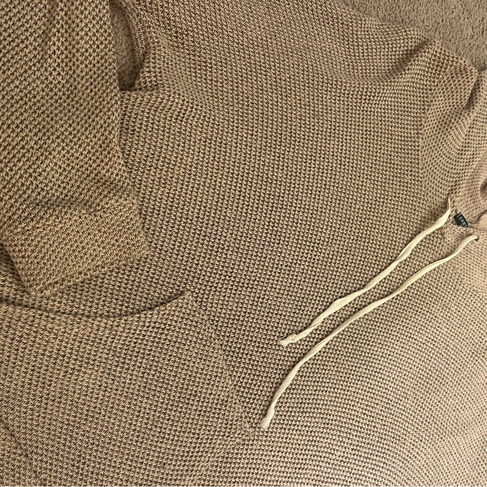 •Earthbound• Pullover - Picture 2 of 3